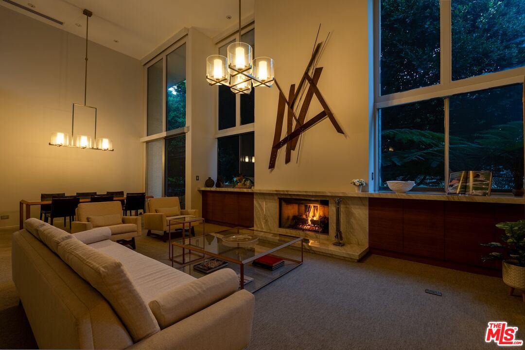 1730 California Ave Unit: 4
