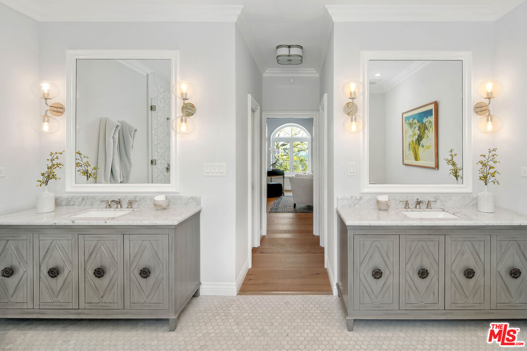 4621 Balboa Ave