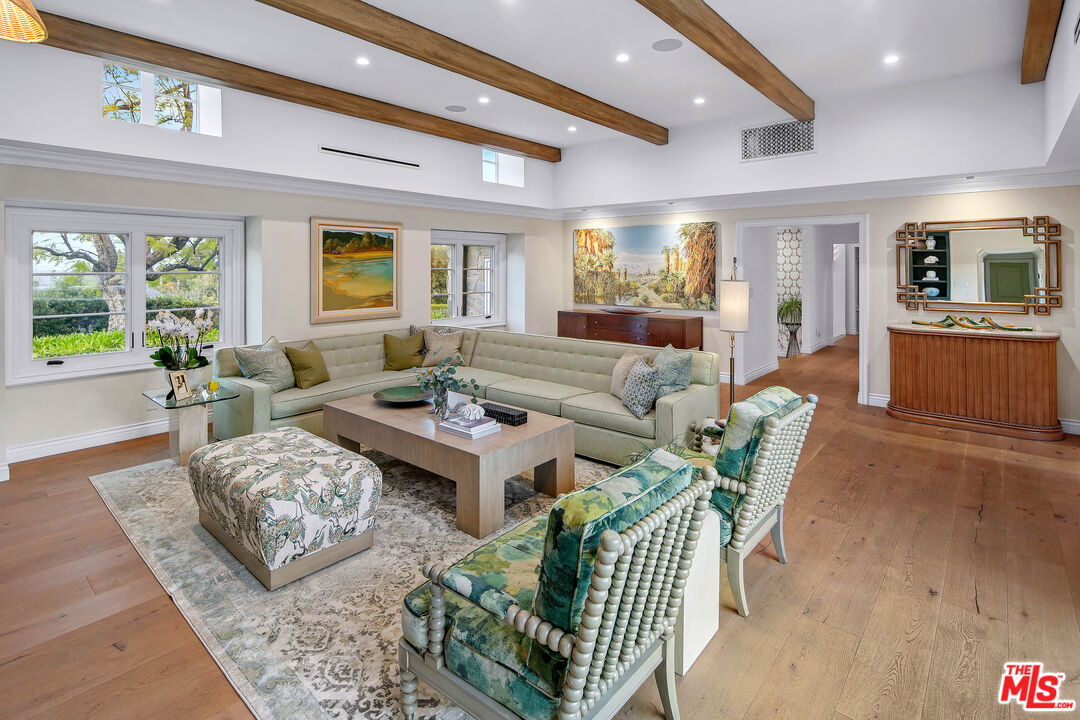 4621 Balboa Ave