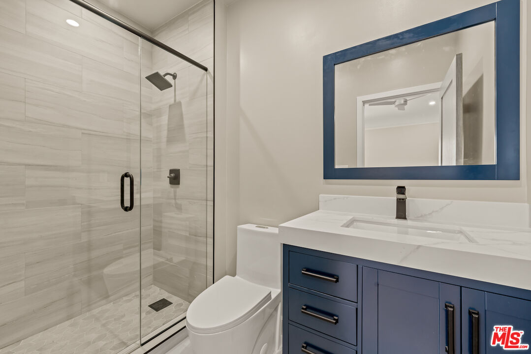 1117 S Wooster St Unit: 1119 1/2