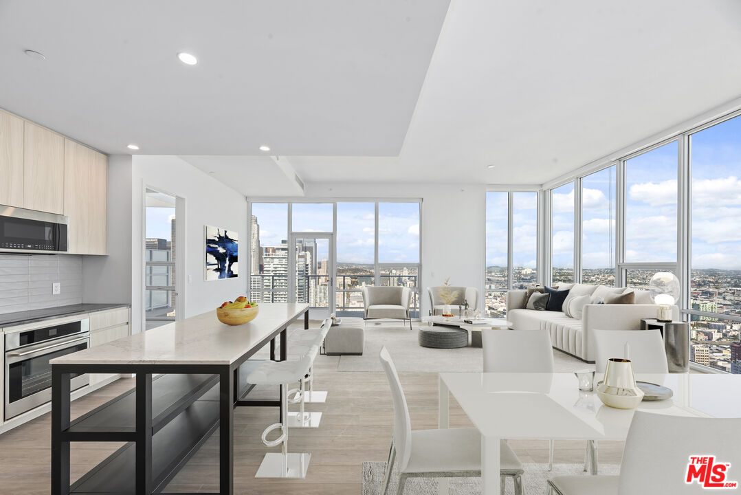 230 W Olympic Blvd Unit: 4705