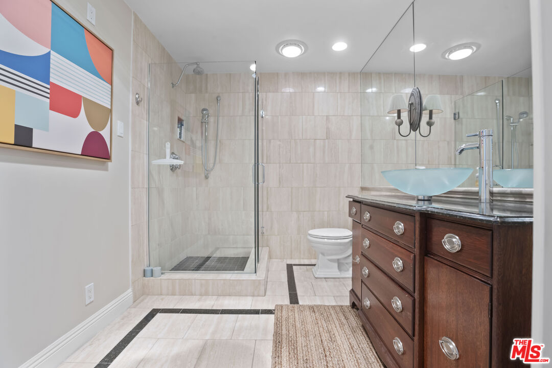 1630 S La Reina Way Unit: 3A