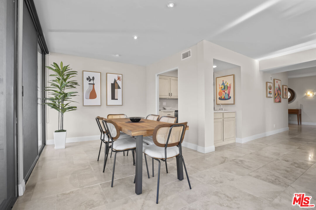 1630 S La Reina Way Unit: 3A