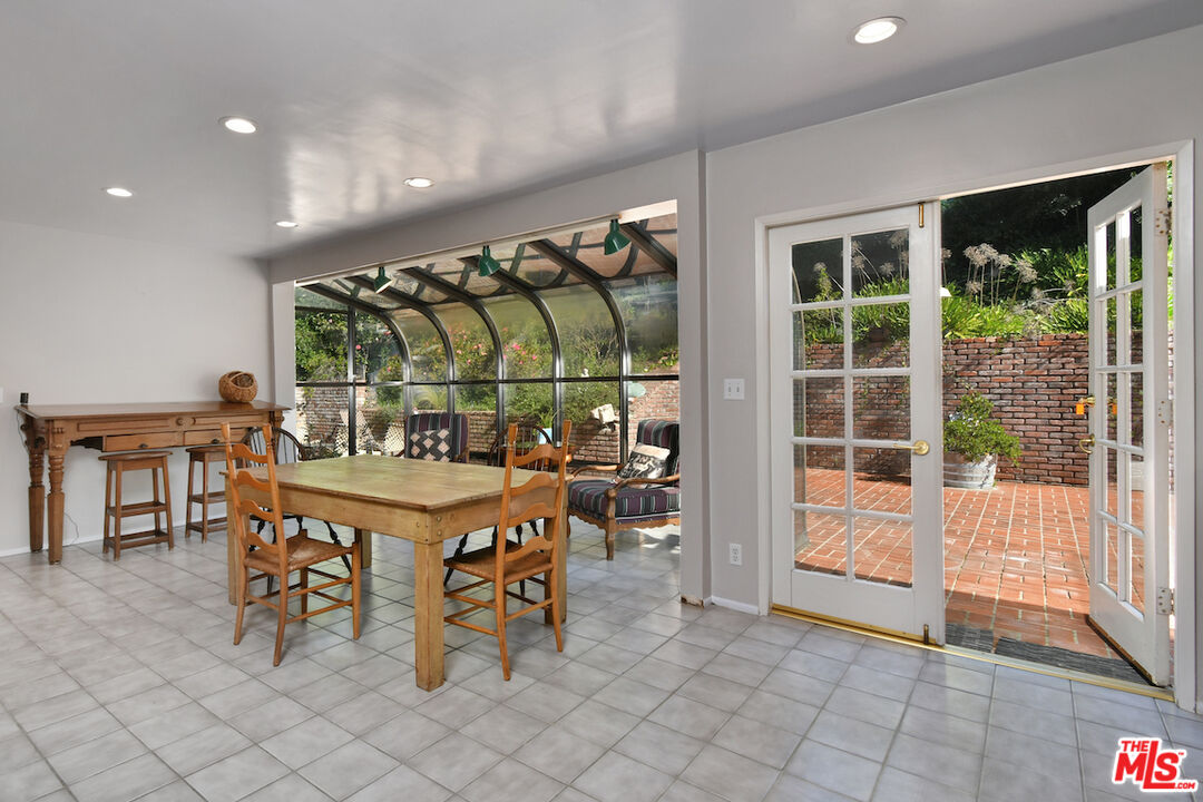 3216 Fryman Rd