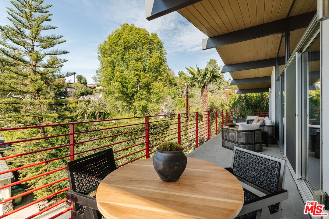 3688 Buena Park Dr