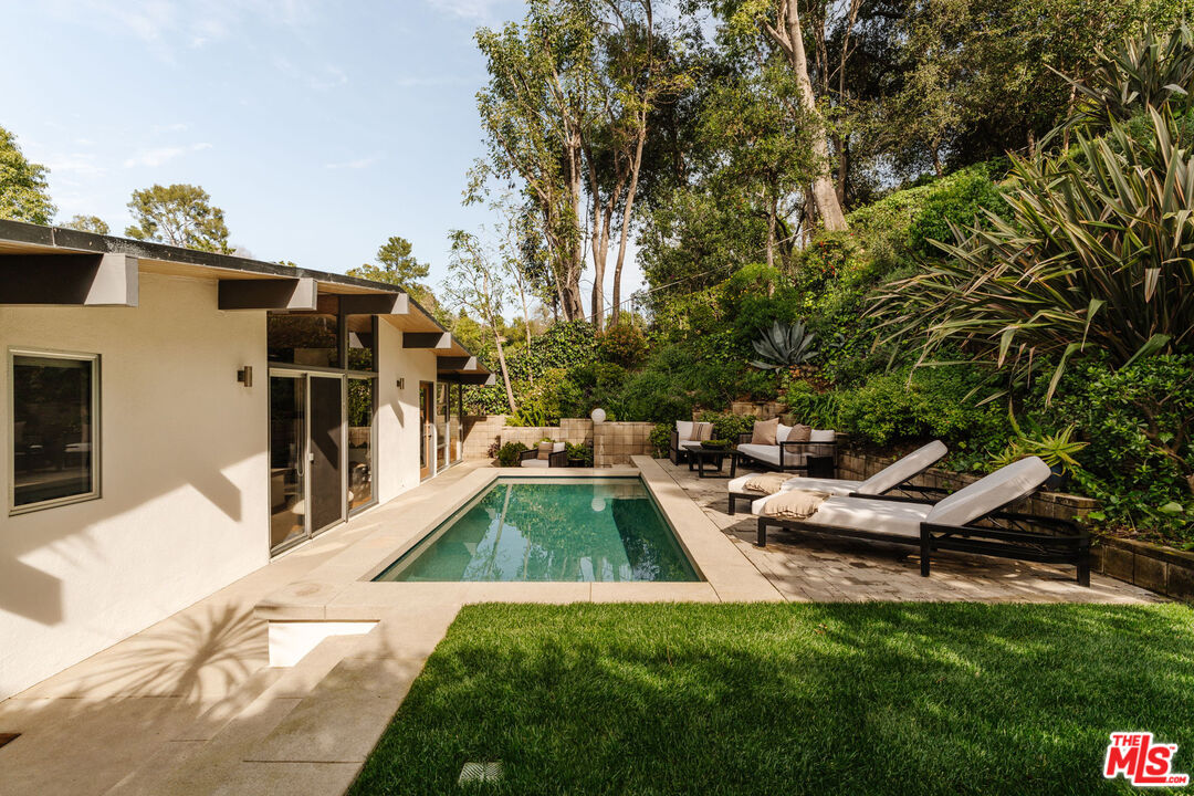3688 Buena Park Dr