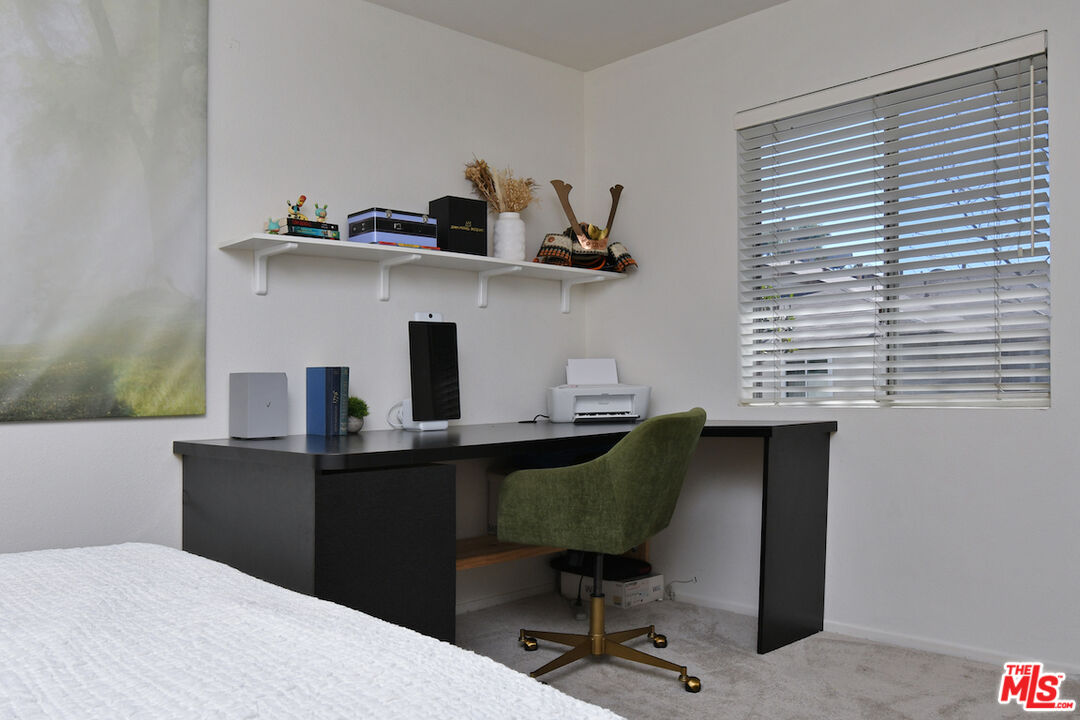10341 Canoga Ave Unit: 3