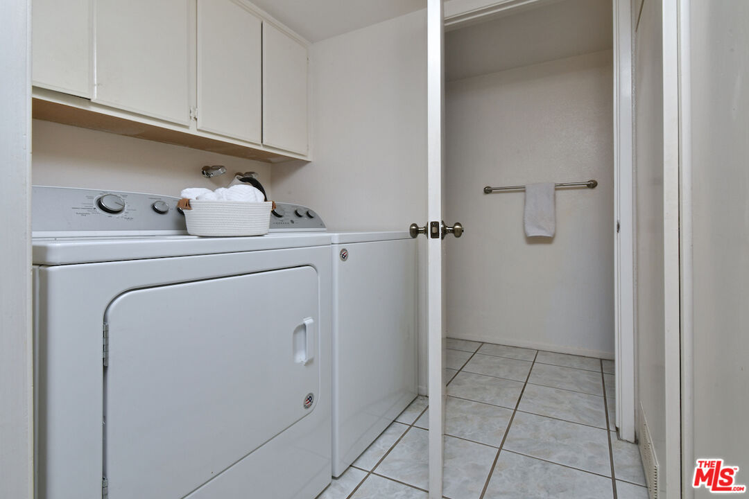 10341 Canoga Ave Unit: 3