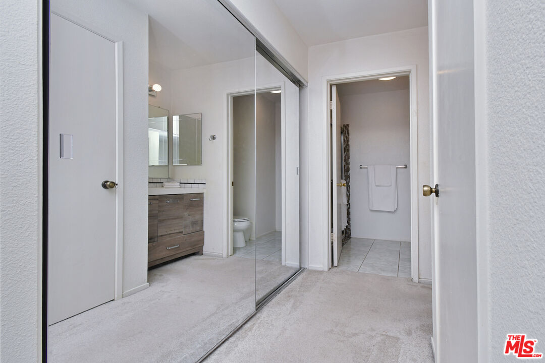 10341 Canoga Ave Unit: 3