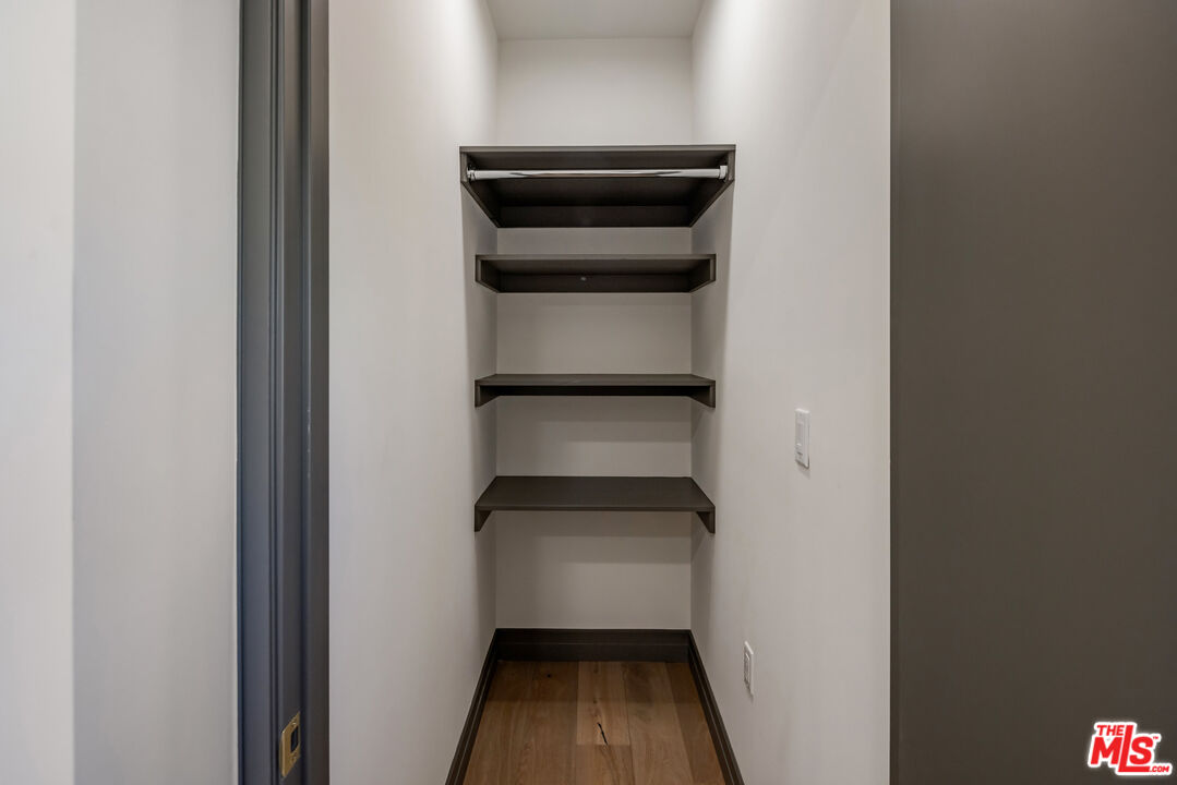 118 N Orlando Ave Unit: 302