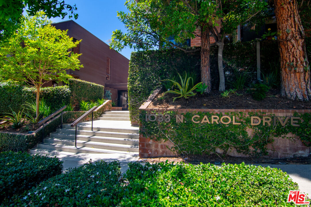 1033 Carol Dr Unit: T13