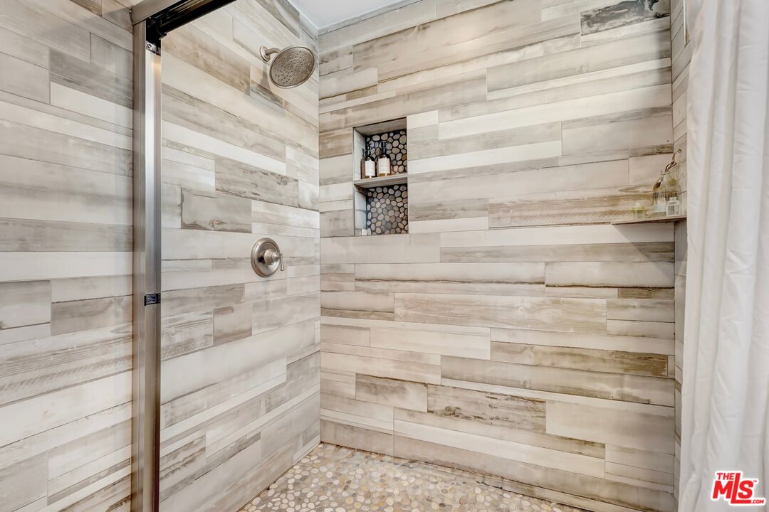29231 Heathercliff Rd Unit: 1