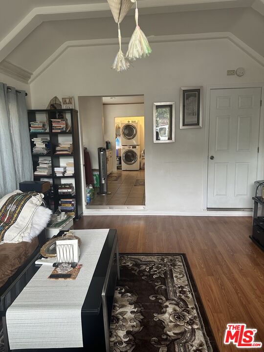 1950 Magnolia Ave