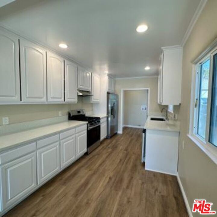 1950 Magnolia Ave