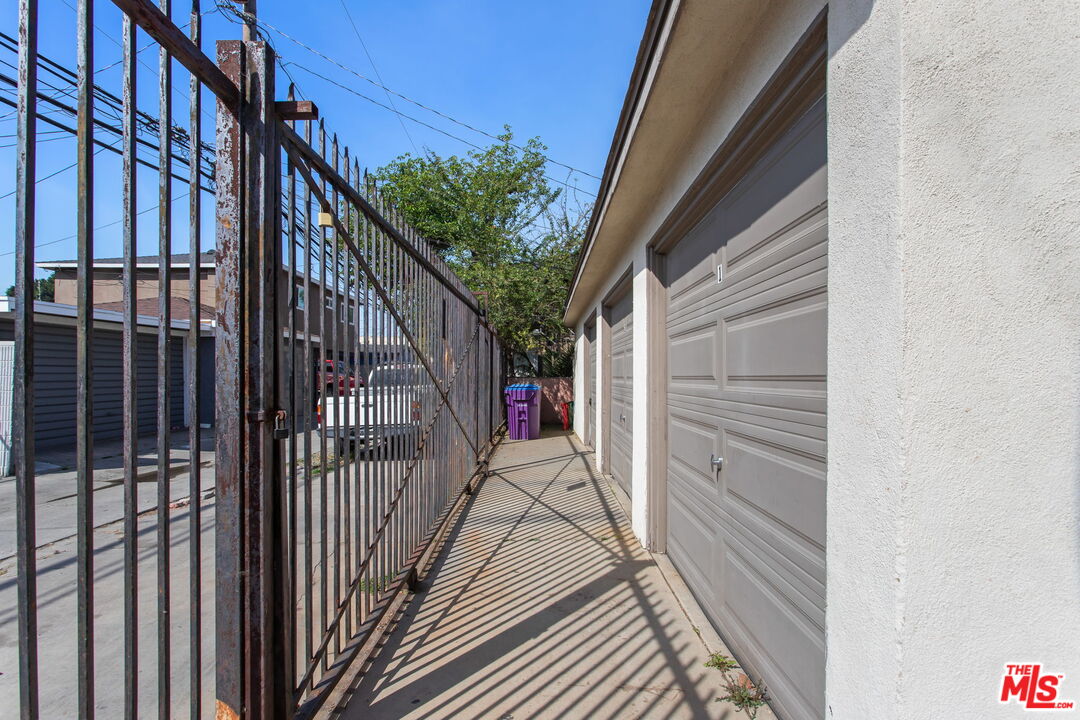 1624 W Summit St