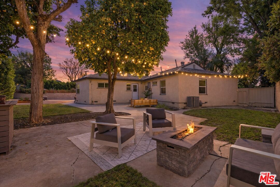 7822 Peach Ave
