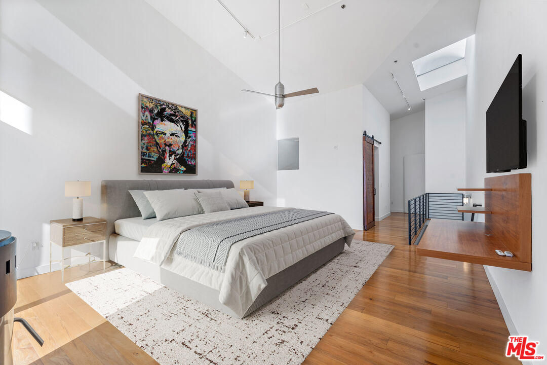 1850 Industrial St Unit: 710