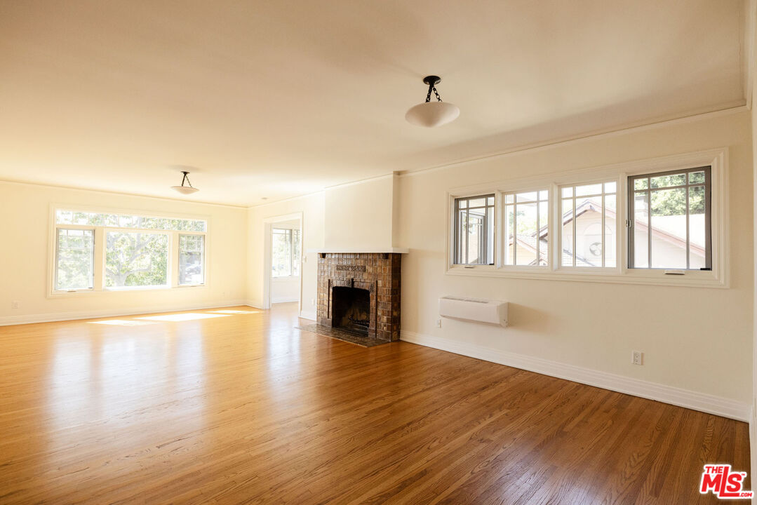 824 Brent Ave
