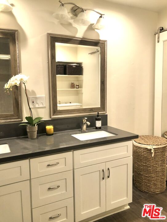 1261 N Laurel Ave Unit: 21