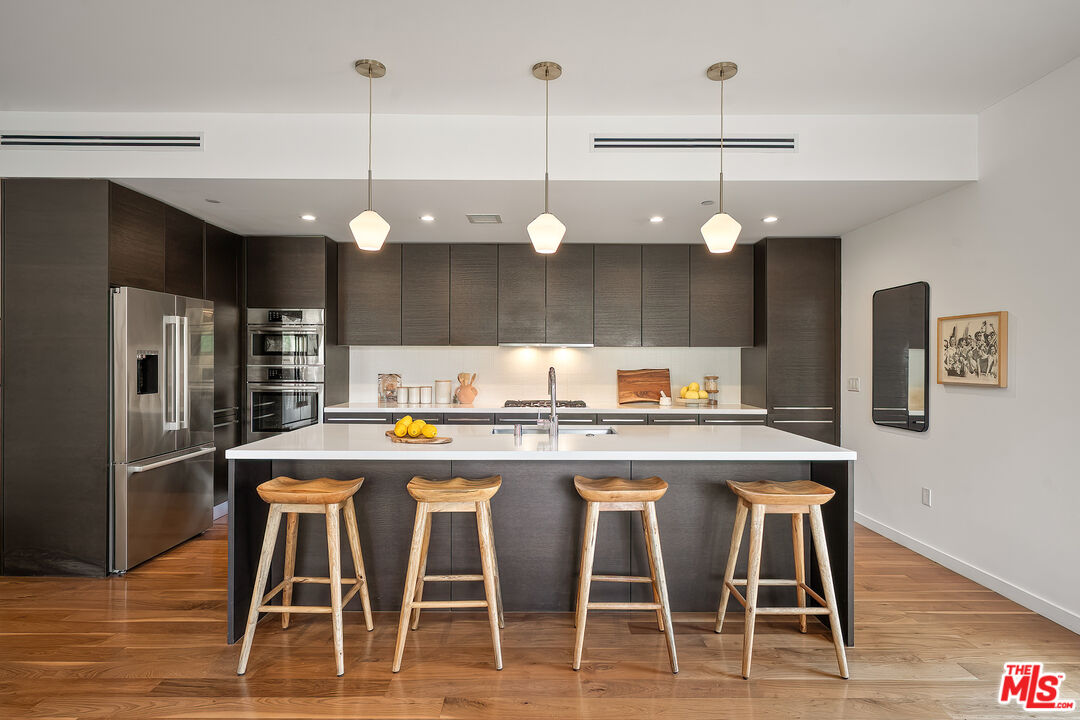 12504 Woodbridge St Unit: 203
