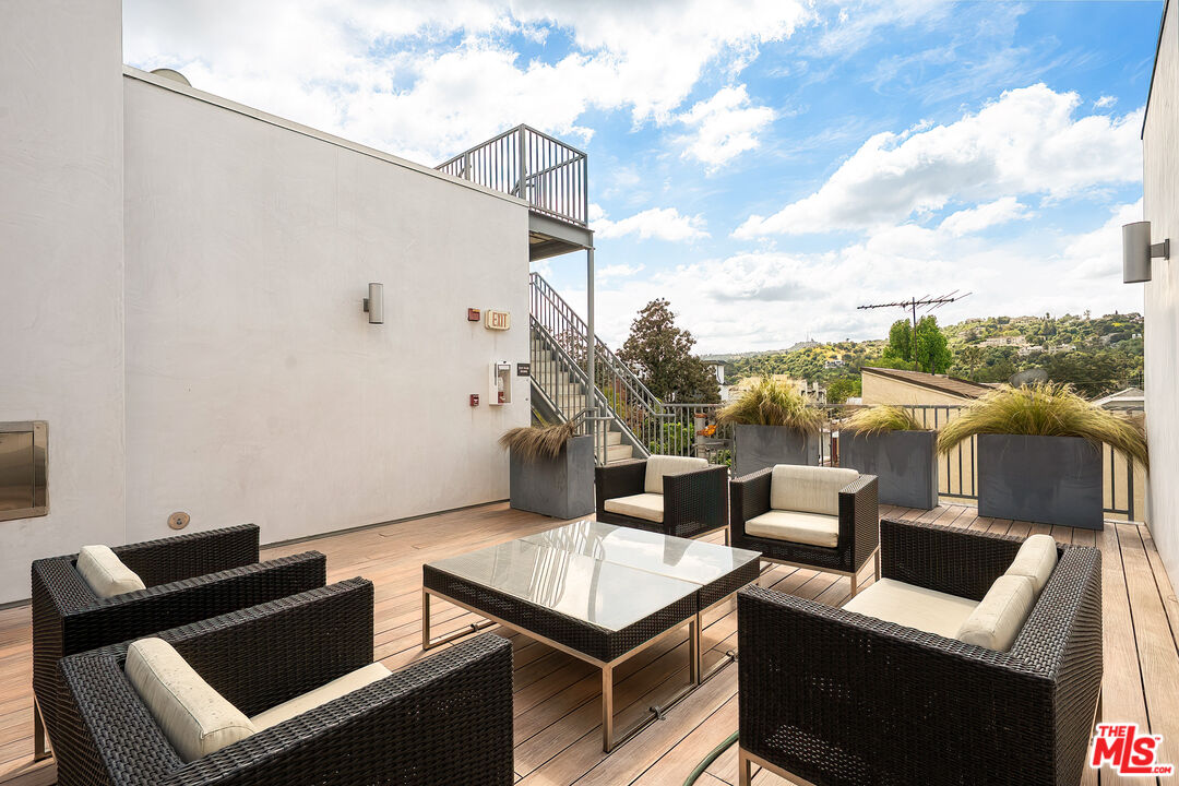 12504 Woodbridge St Unit: 203
