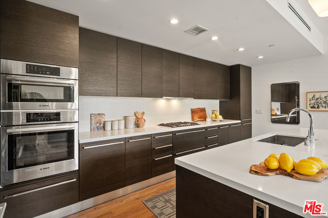 12504 Woodbridge St Unit: 203
