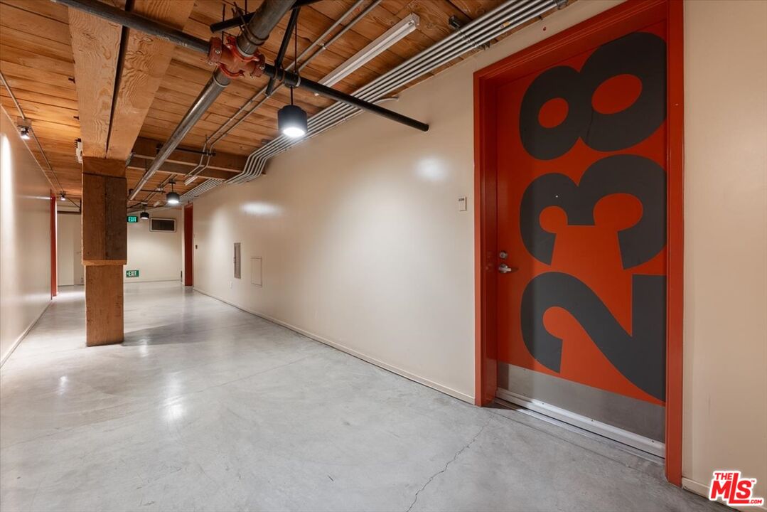 530 S Hewitt St Unit: 238