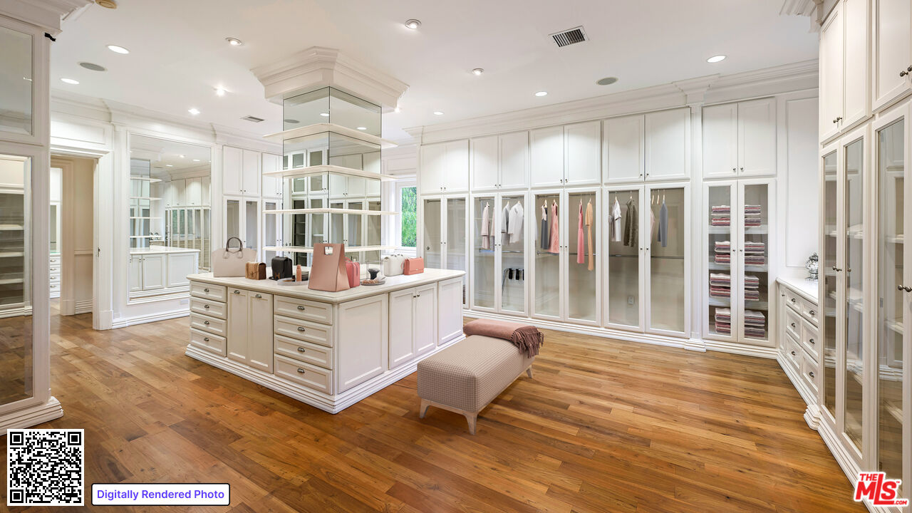 10250 W Sunset Blvd