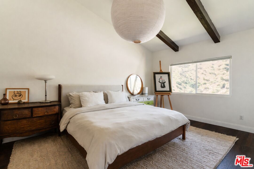 2700 Cahuenga Blvd Unit: 4319
