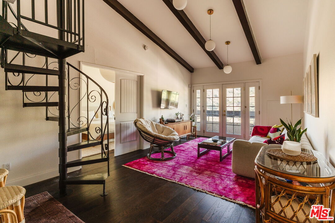 2700 Cahuenga Blvd Unit: 4319