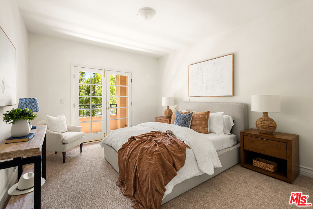 1707 Malcolm Ave Unit: PH400