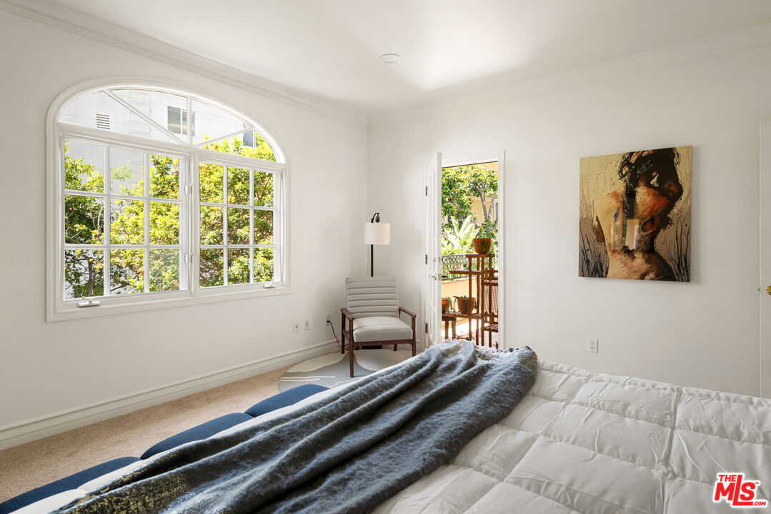 1707 Malcolm Ave Unit: PH400
