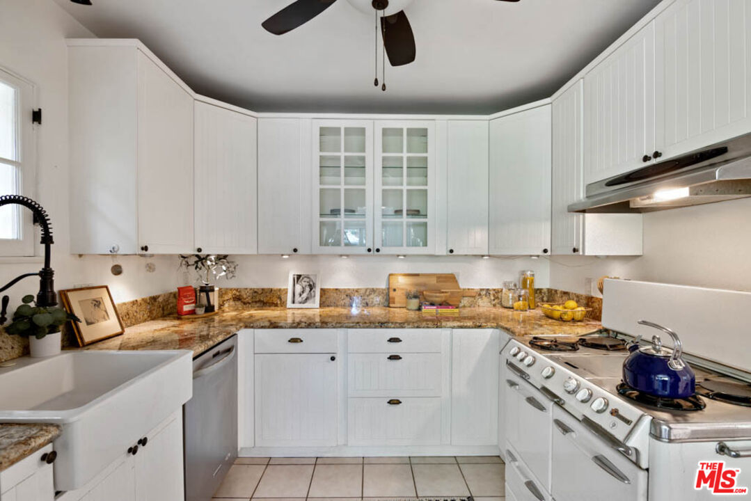 1007 Sanborn Ave