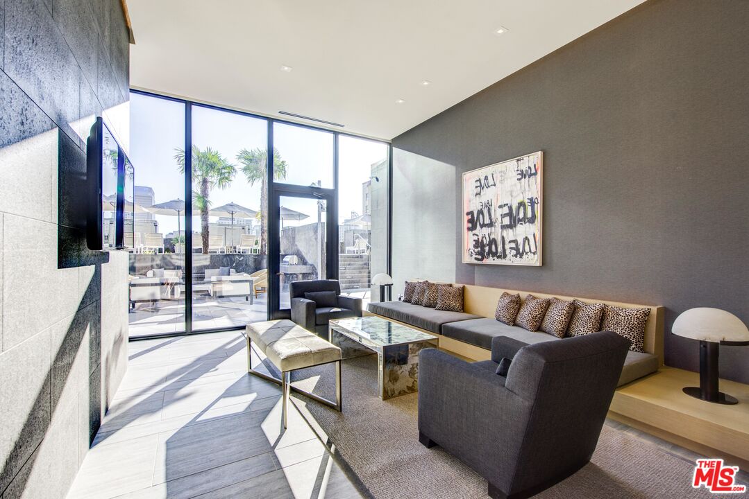 801 S OLIVE ST Unit: PH 8