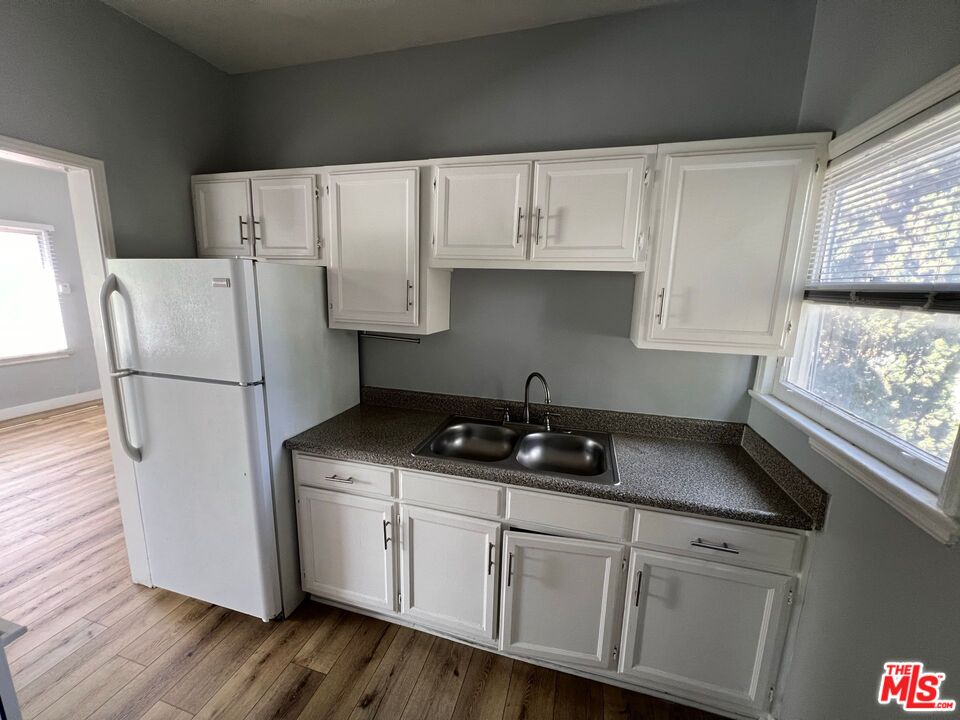 1217 Cedar Ave