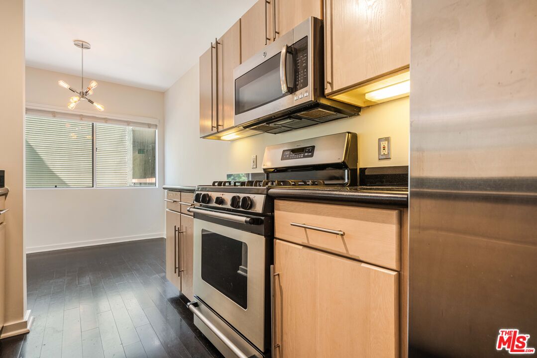 330 S Barrington Ave Unit: 210