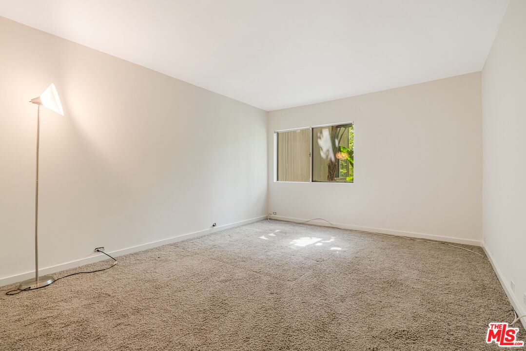 330 S Barrington Ave Unit: 210