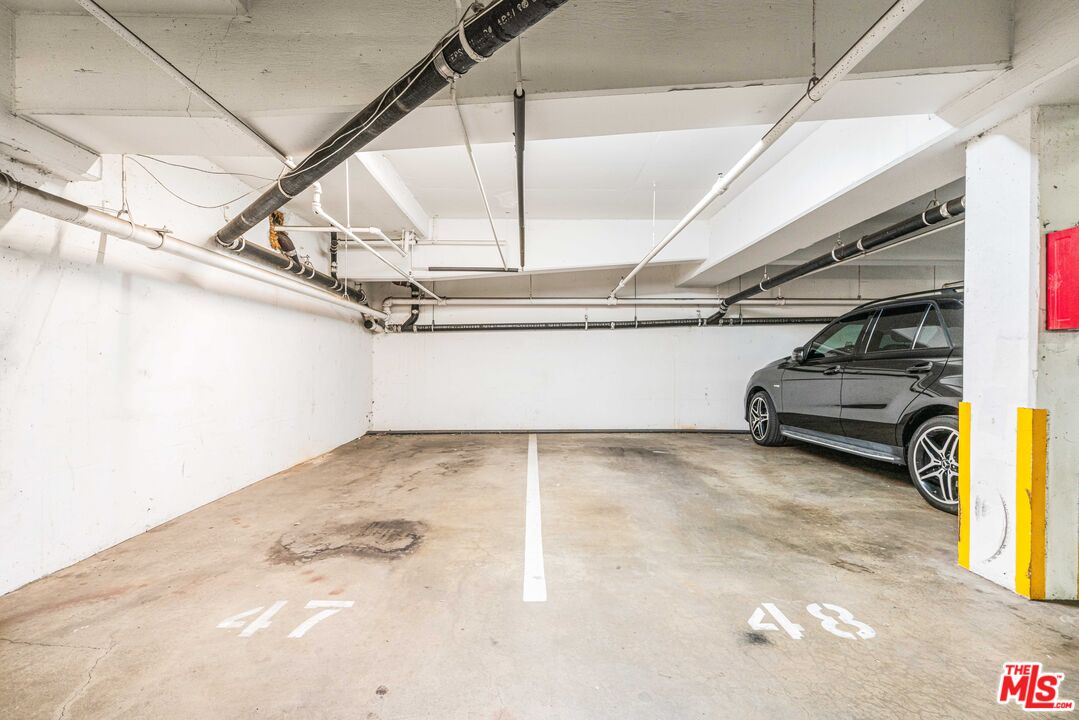 330 S Barrington Ave Unit: 210