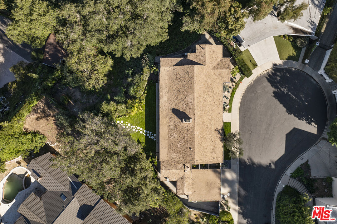 16045 Royal Mount Dr