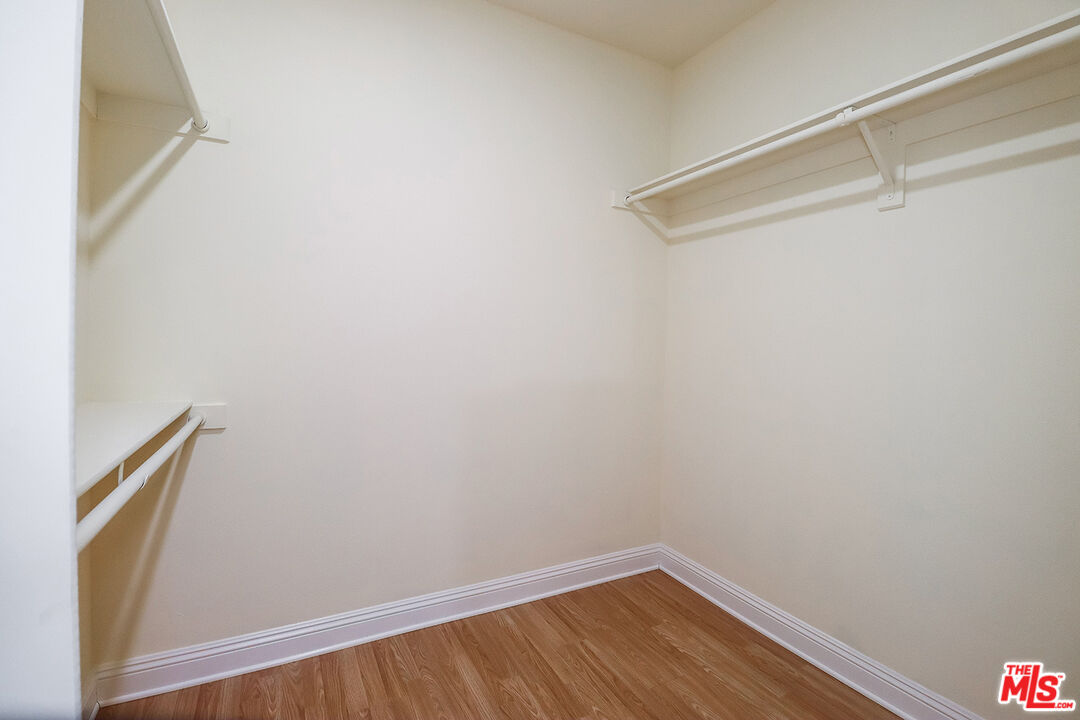7132 Farralone Ave Unit: 207