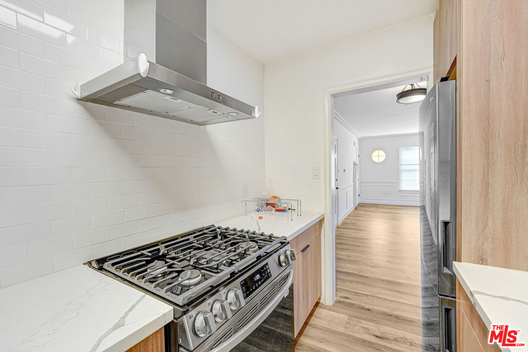 308 S Reeves Dr Unit: 310B