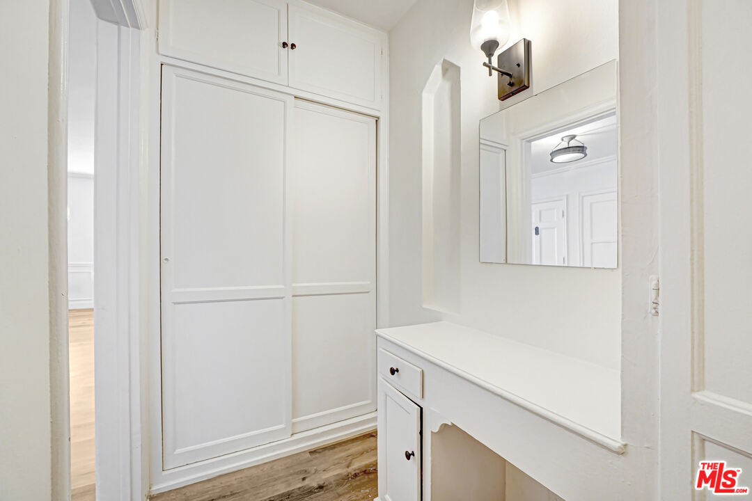 308 S Reeves Dr Unit: 310B