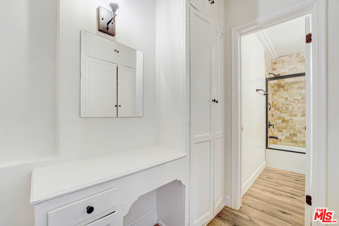 308 S Reeves Dr Unit: 310B