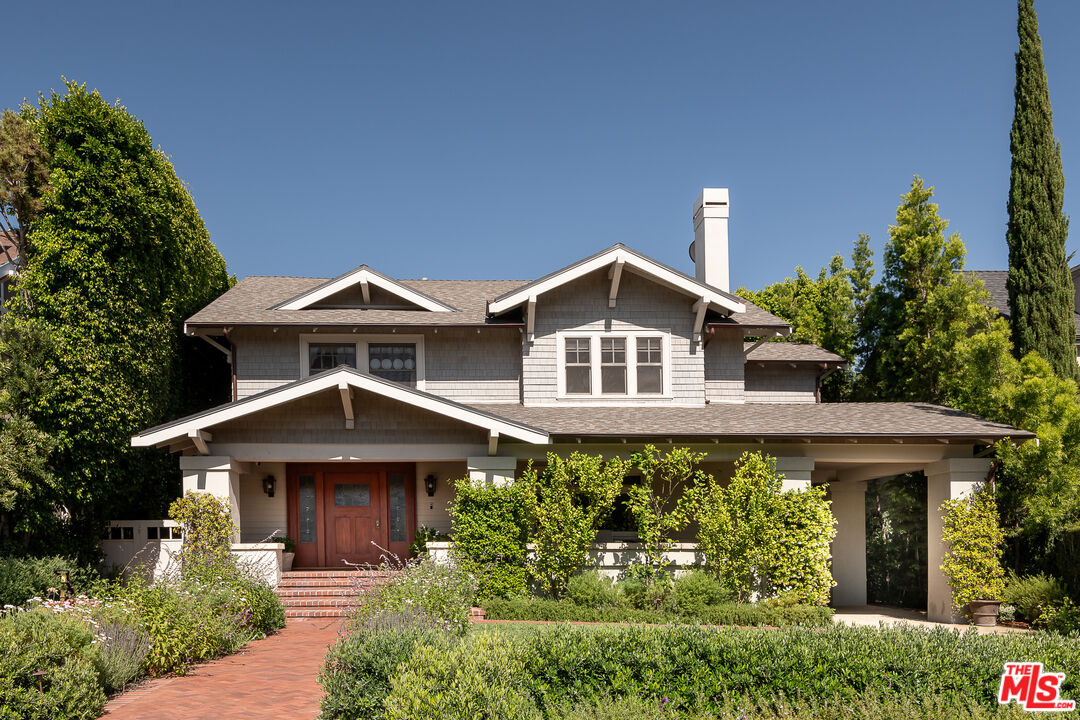 214 S Van Ness Ave