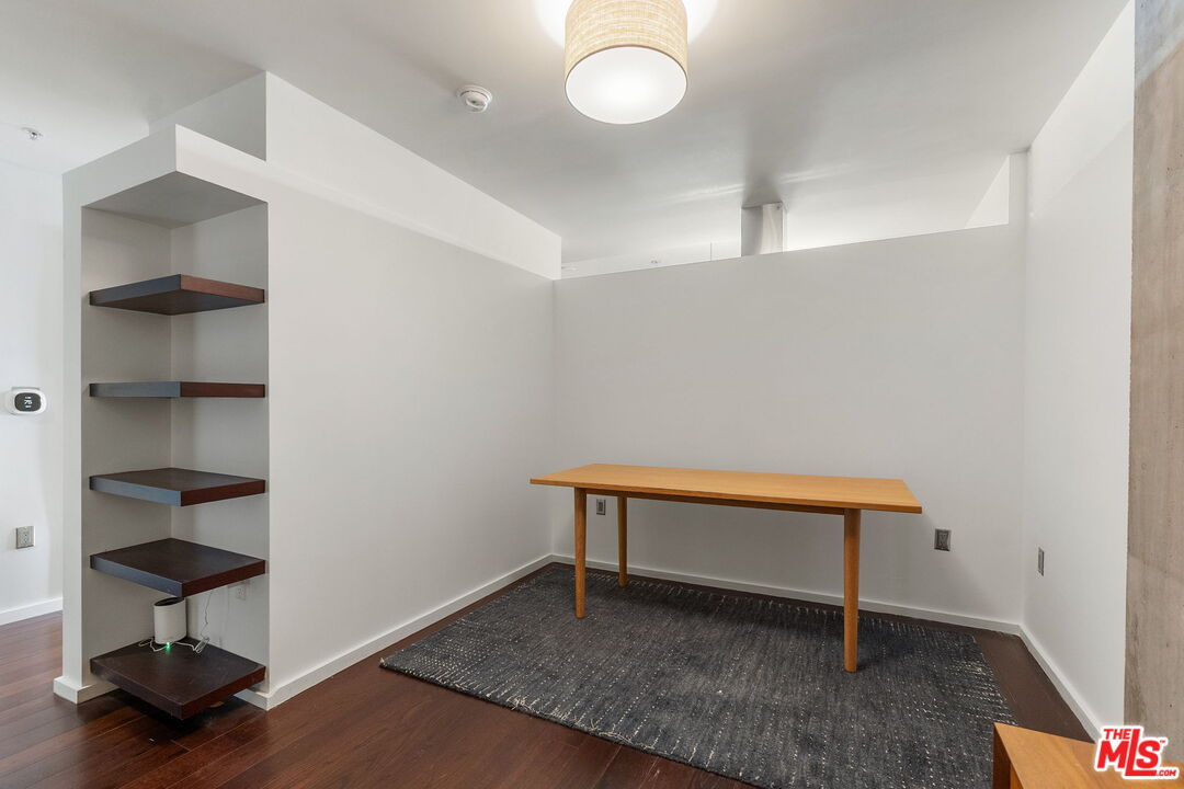 1155 S Grand Ave Unit: 808