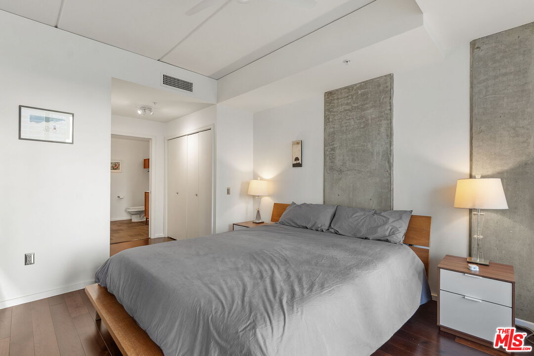 1155 S Grand Ave Unit: 808