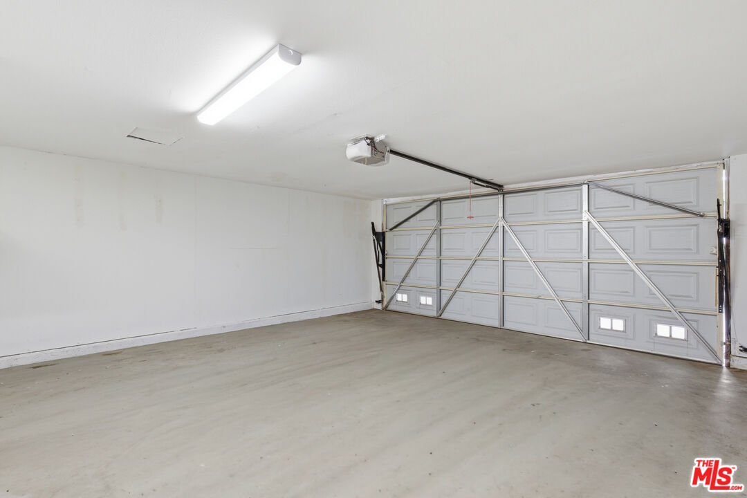18136 Oxnard St Unit: 39