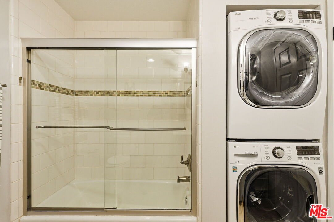 12203 Idaho Ave Unit: 103