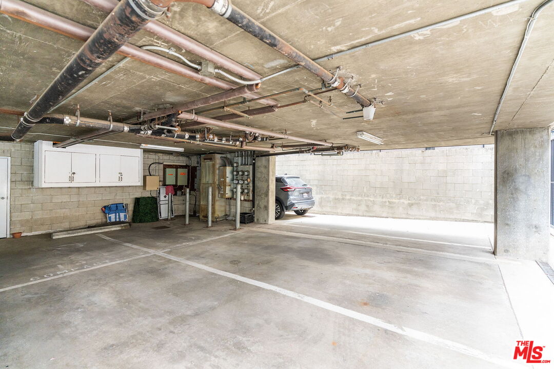 12203 Idaho Ave Unit: 103