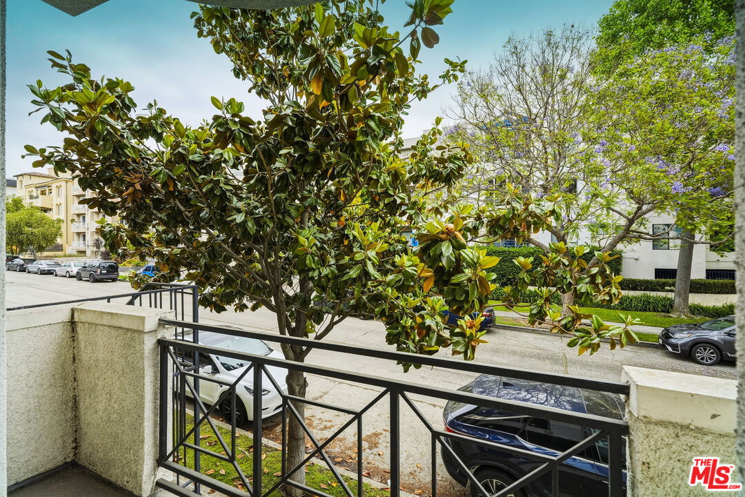 12203 Idaho Ave Unit: 103